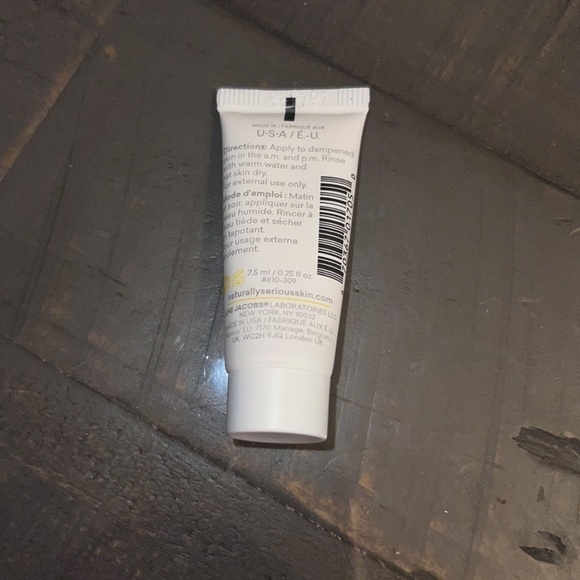 5/$25 Naturally Serious Skin Lemon-Aid Makeup Removing Cleansing Gel - Picture 2 of 2